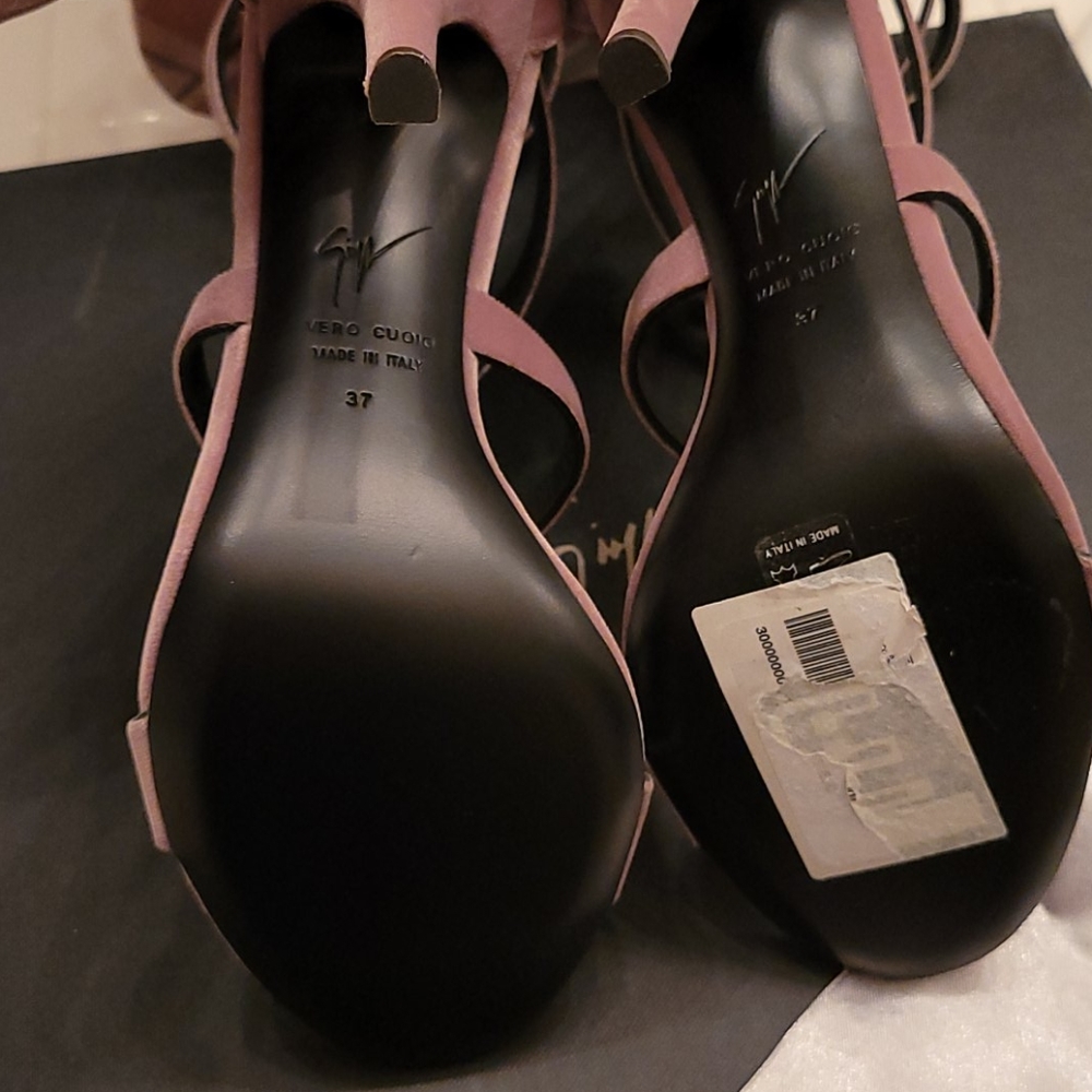 New Giuseppe Zanotti Alien 115 Veronica Heels - Picture 5 of 7